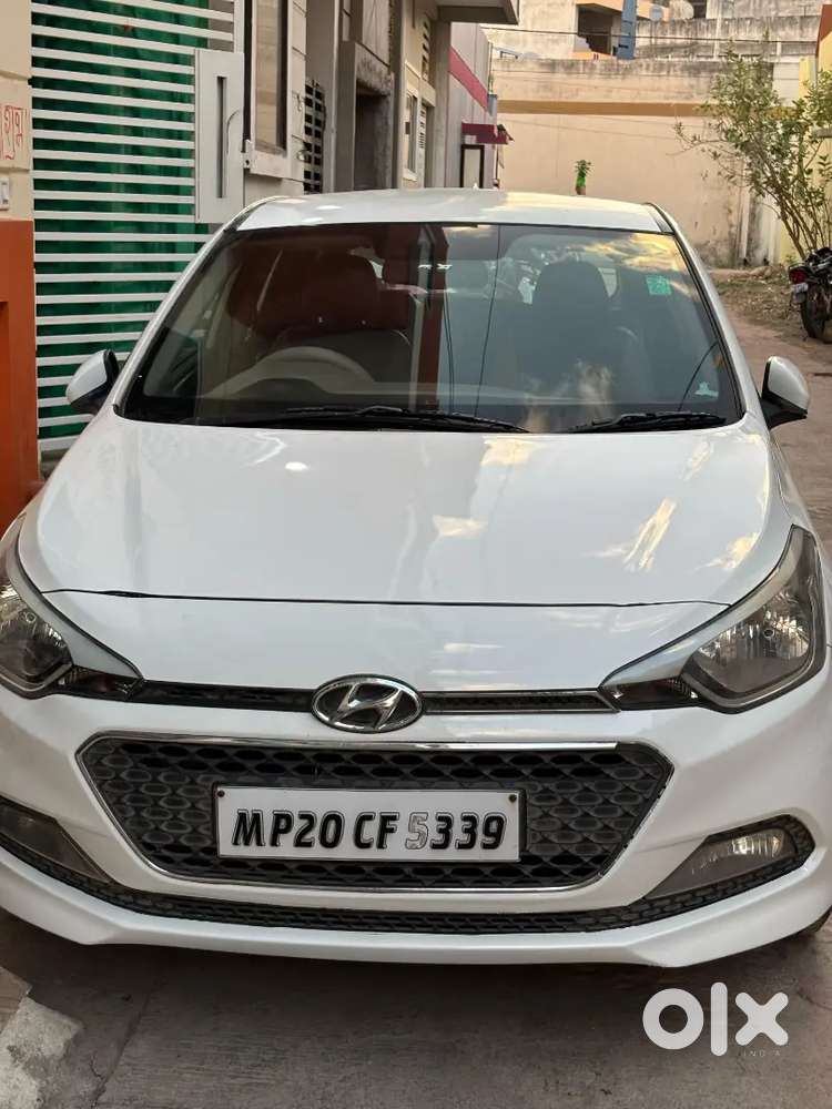 New condition, fully loaded and top model