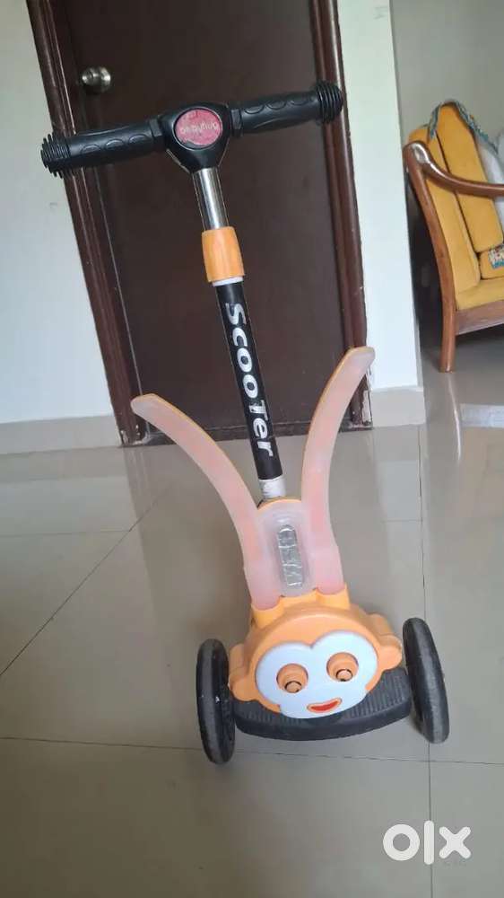 3 items hai Kids Scooter,kids panda, kids tricycle