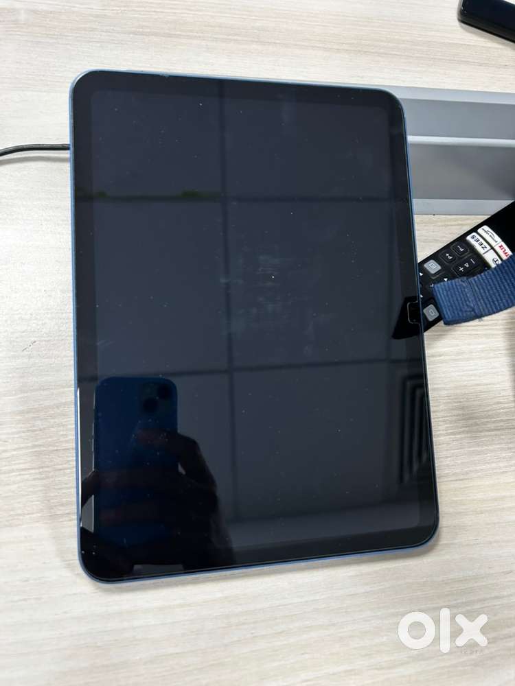 Ipad 10th Generation (Wifi +Cellular)
