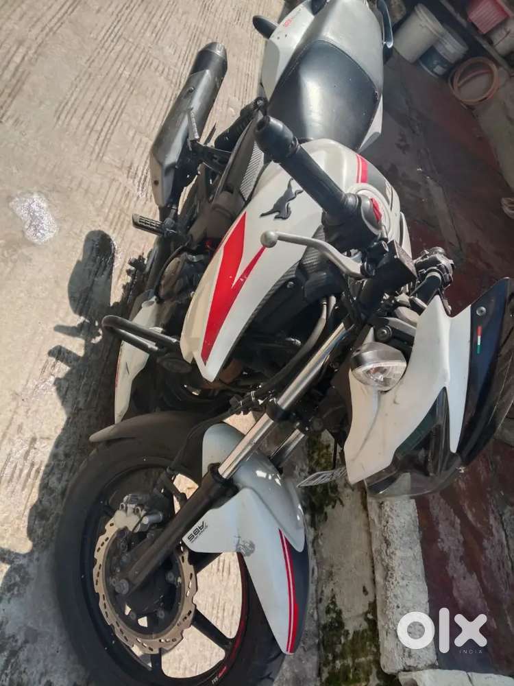 TVS apache RTR 160 , petrol