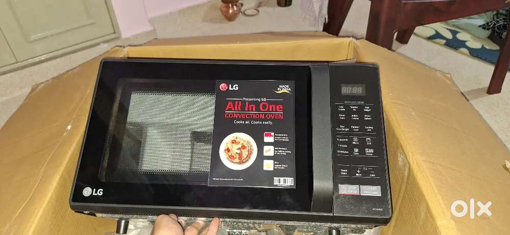 LG 28L BRAND NEW MICROWAVE