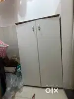 Mid size cupboard