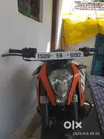 Good condition and also give new back tyre free a
