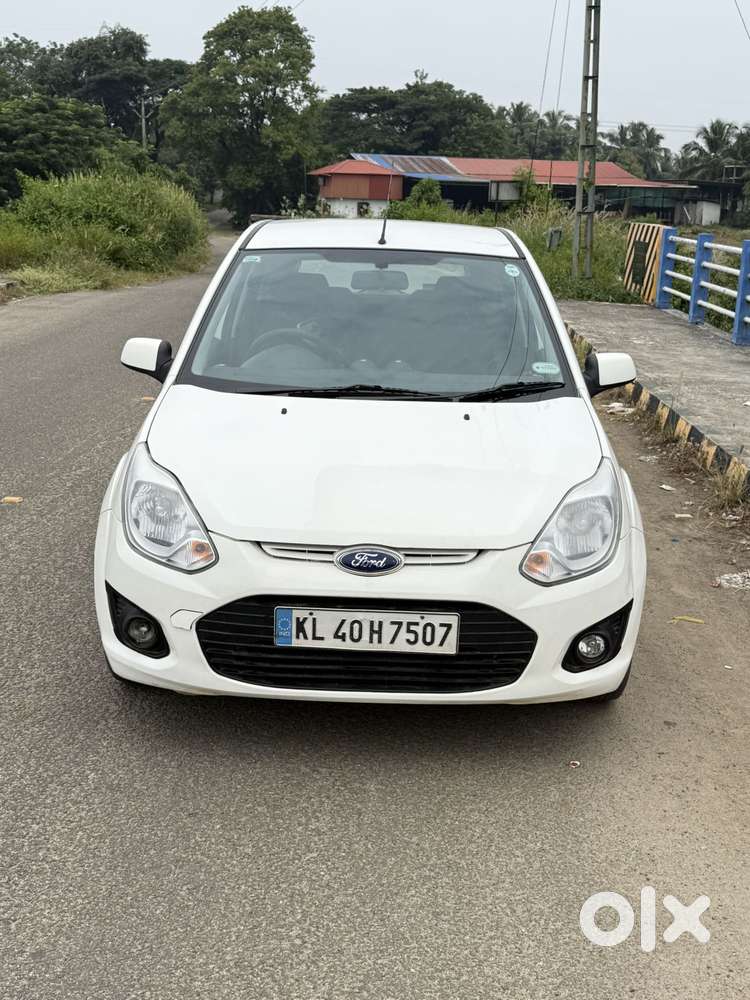 Ford Figo Duratorq ZXI 1.4, 2013, Petrol