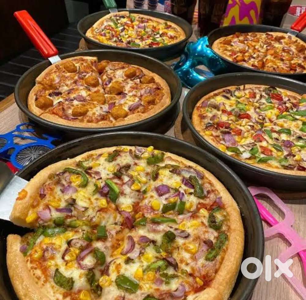 We are looking for pizza delivery man for dominos ⁸⁸