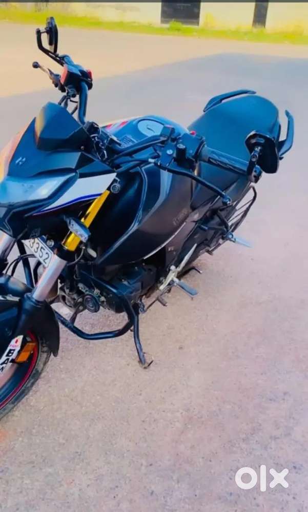 Hero xtreme 160r good condition