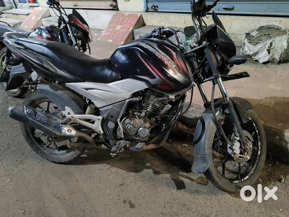 Bajaj discover 125st