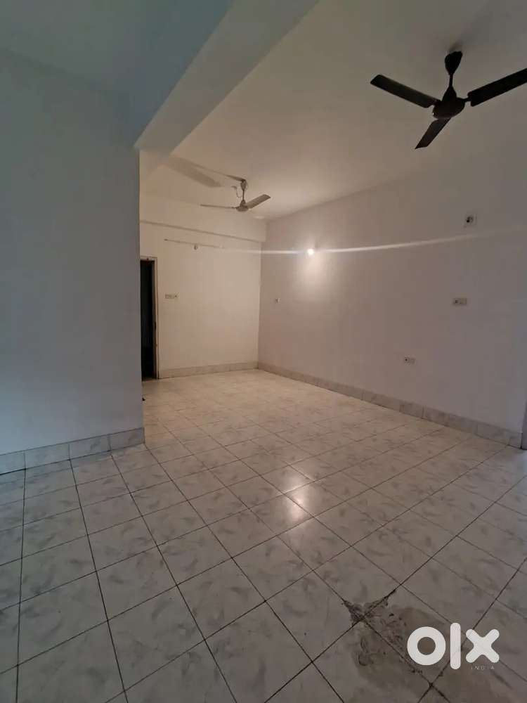 3Bhk Flat For Rent Zoo Tiniali 20Meters From Main Road