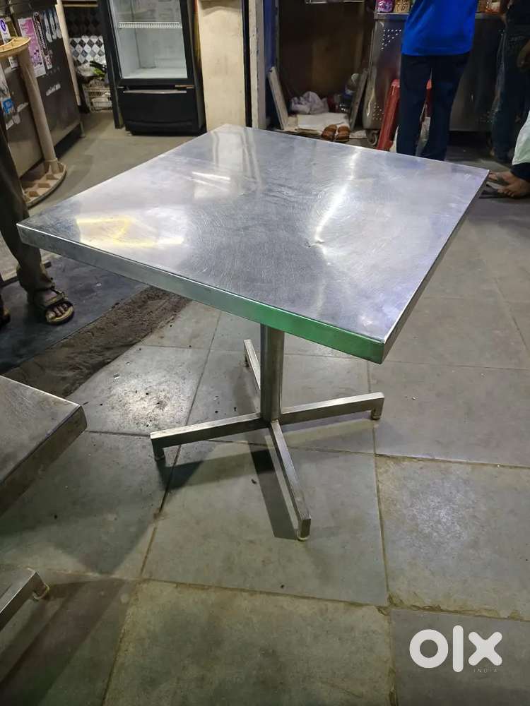 Tea stand Table
