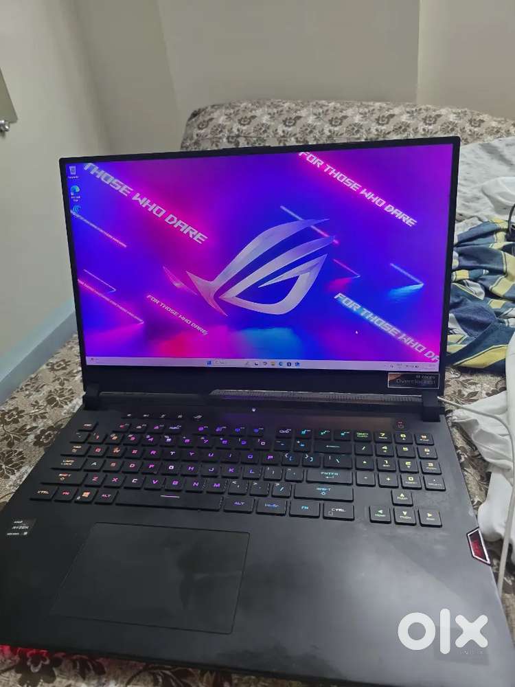 Asus rog strix g17 32gb ram 1Tb ssd with 3080Ti 16gb graphic card