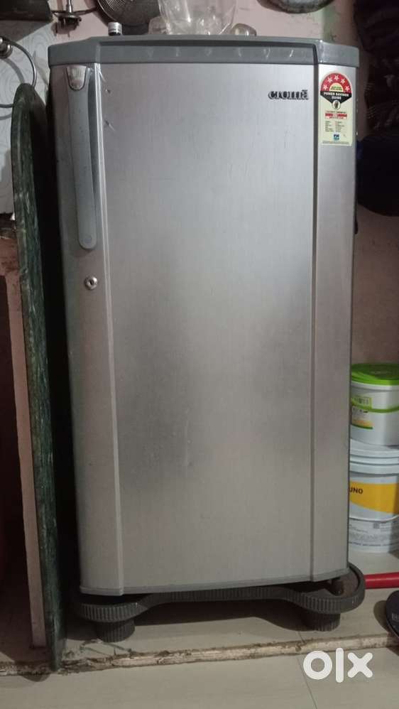 Croma single door fridge