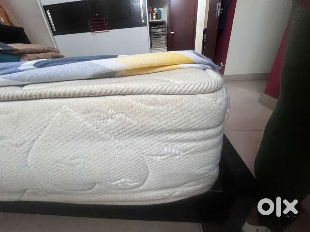 5 years old Matress