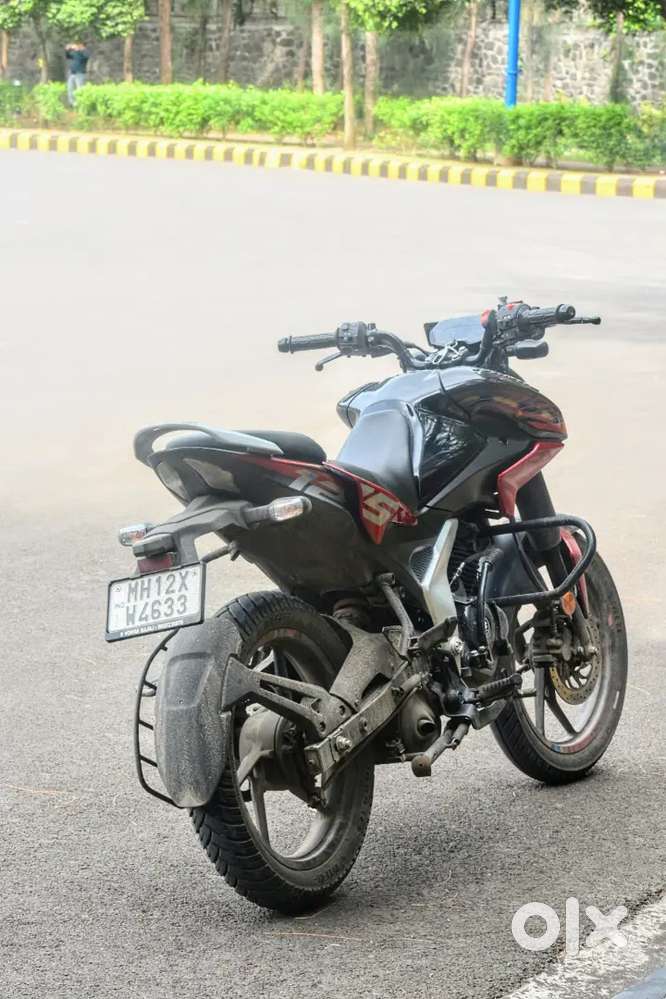 New Bajaj Pulsar N125 Led Disc BT Top Model