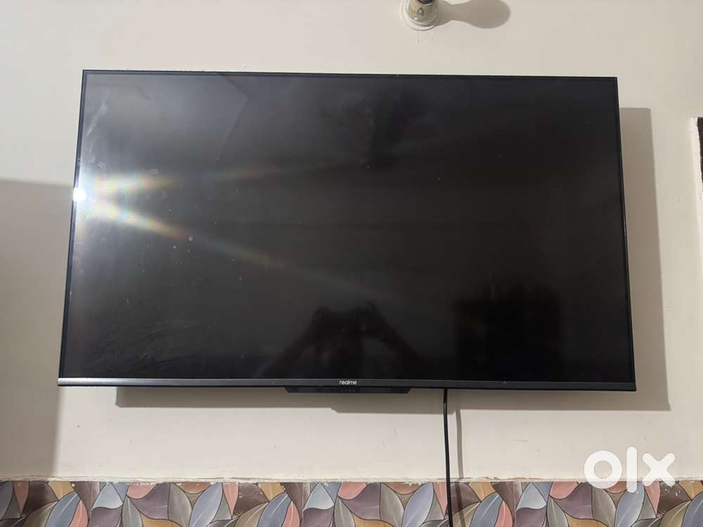 Realme 43inches 4K Led Only 2 Year Old