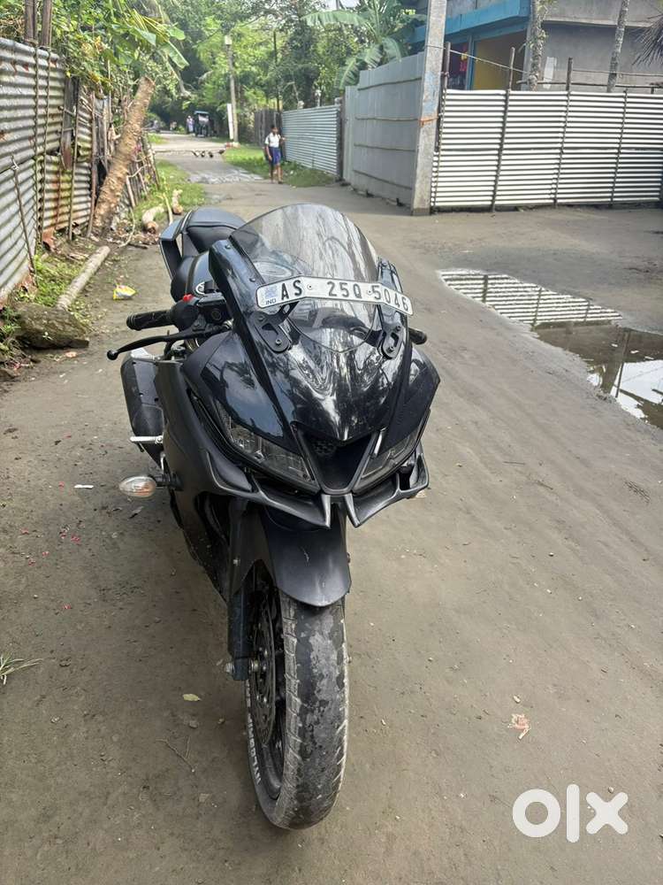 Yamaha R15V3