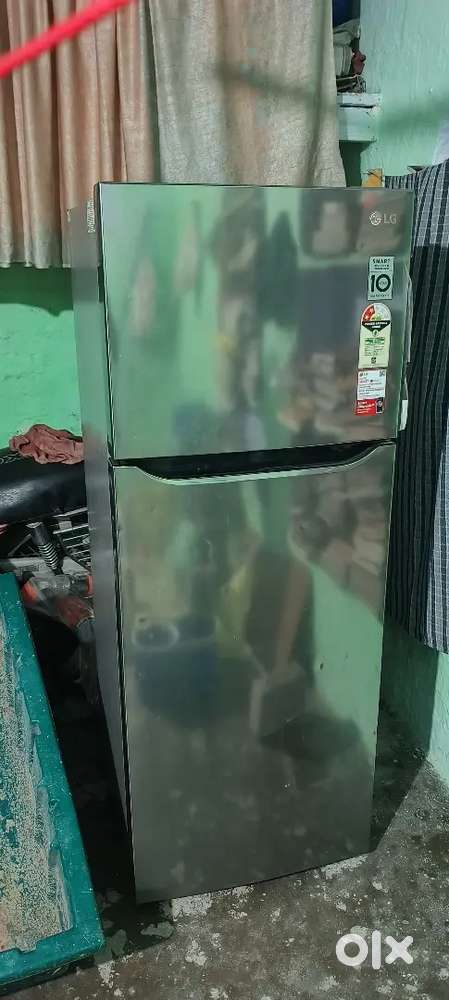 LG duble door convertible 284 ltr new condition urgent sell