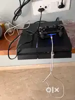 PS4 1TB 7 games