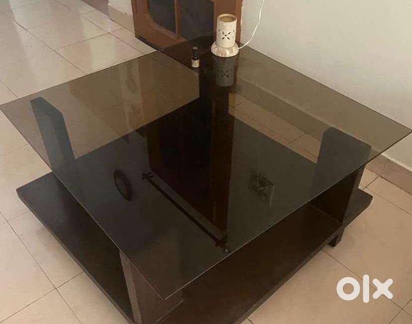 Square Drawing Room Table