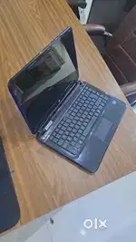 hp laptop for sell in just 7800 with ssd and fully working