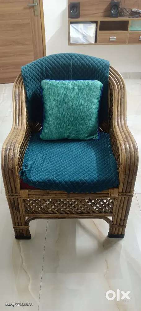 Cane sofa 5 seater with table