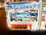 Cake display counter