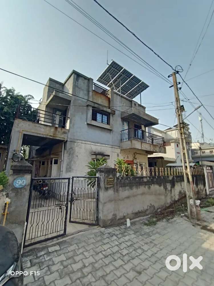 2 bhak 1st floor 2 bhk second floor.