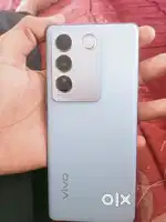 Vivo v27 8/128 gb 100% Genuine