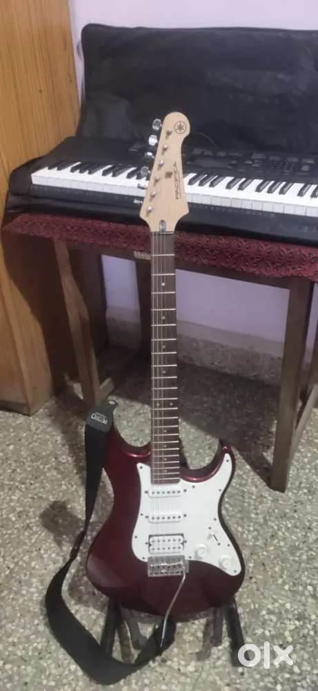 Yamaha Pacifica Electric Guitar