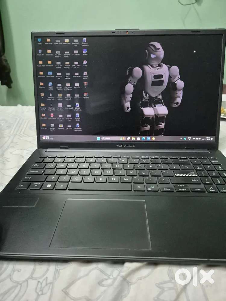 ASUS Vivobook Go 15 OLED – Perfect Condition  1 Year Old