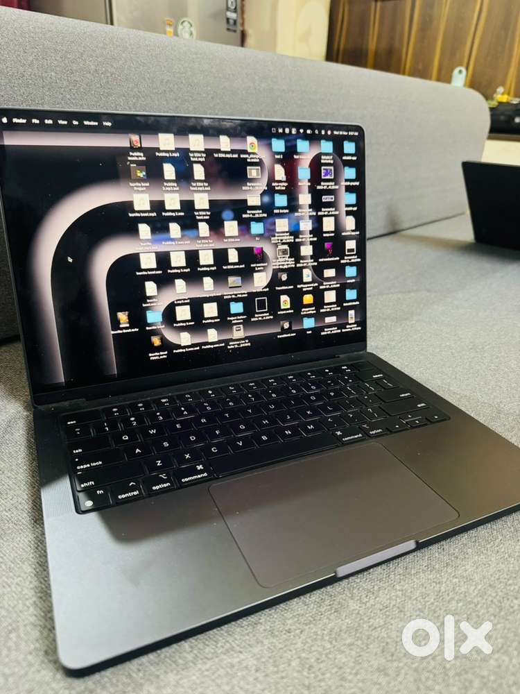 Macbook Pro M4 Max, 32GB Under warrenty