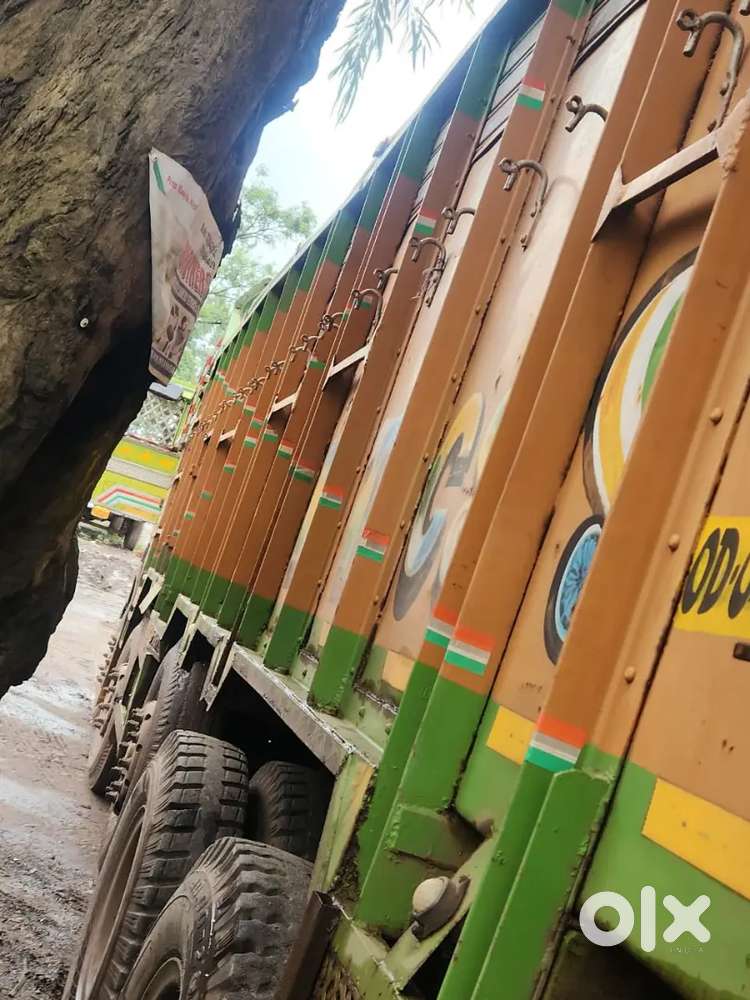 Ashok leyland 14 wheeler