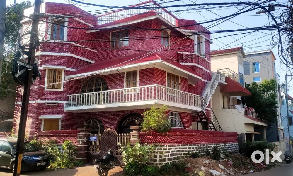 Boy PG with sharing rooms 3/4 sharing with amenities in IRC Village N5