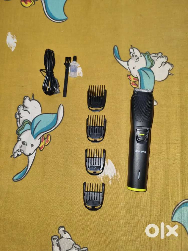 Rechargeable Grooming Device (Used Only 2 Days)