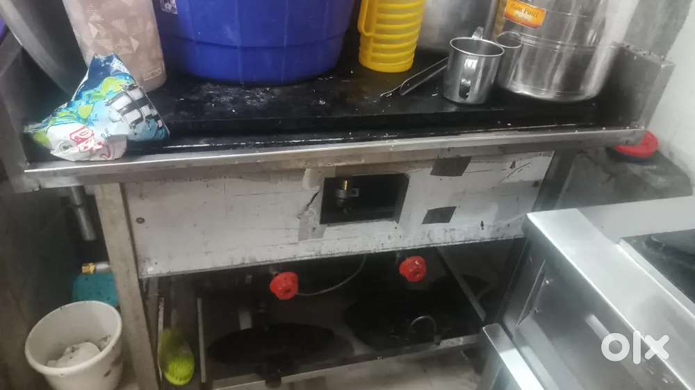 Hotel for sale ( ಖಾನಾವಳಿ and south Indian Chinese )non veg allowed