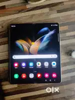 Samsung Fold 4