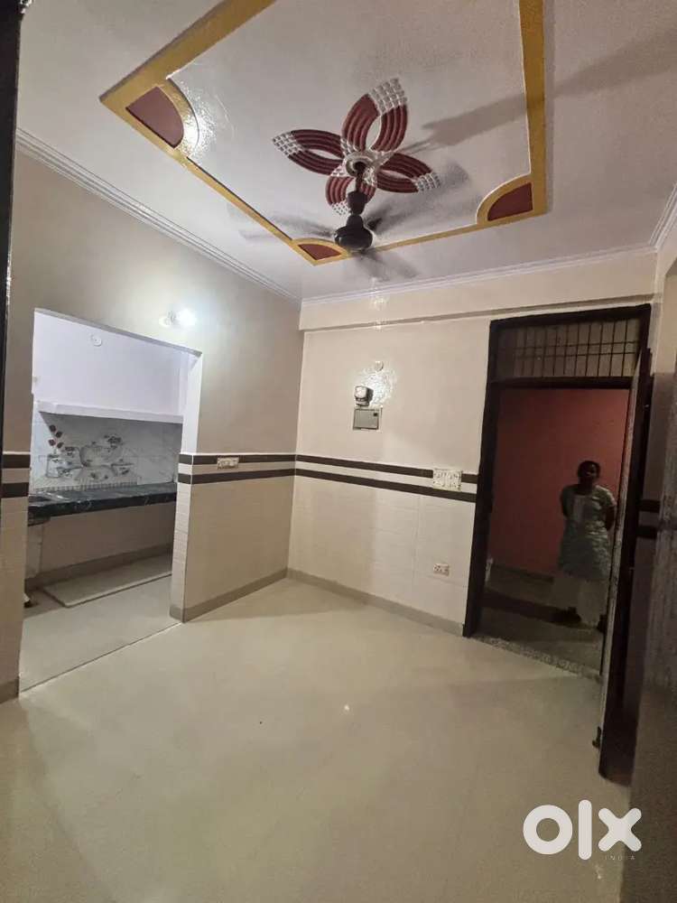 ONE ROOM SET FULLY INDEPENDENT in new ashok nagar