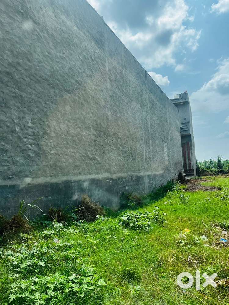 Plot for sale near gas godam