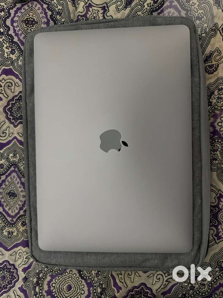 Apple macbook air m1 only 2 months use