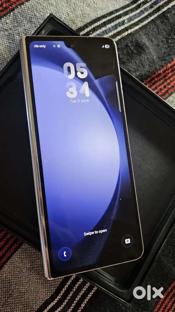 Samsung galaxy z fold 5..