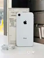 iPhone XR-128GB FLAWLESS CONDITION WITH WARRANTY AVAILABLE 3 MONTHS