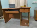 Modular Computer Table