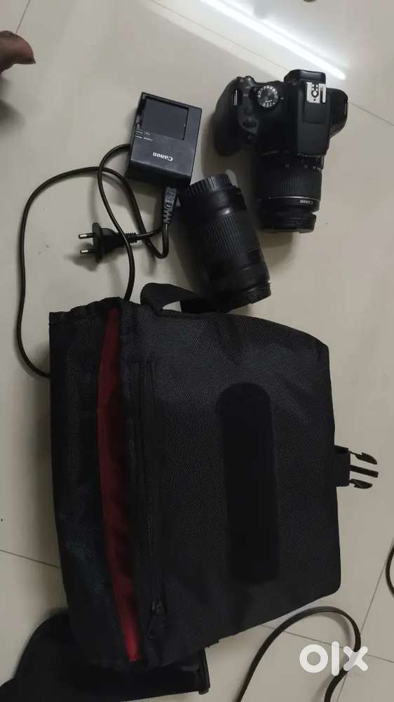 Canon 1300D Excellent Condition - Full kit