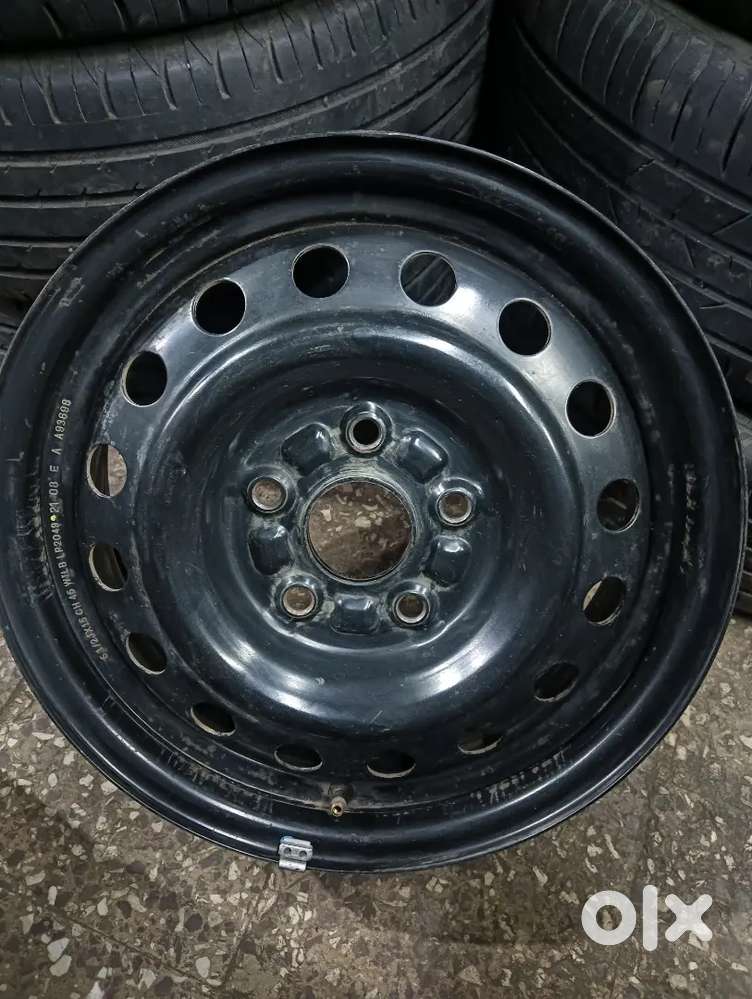 Ertiga Innova wheel rim