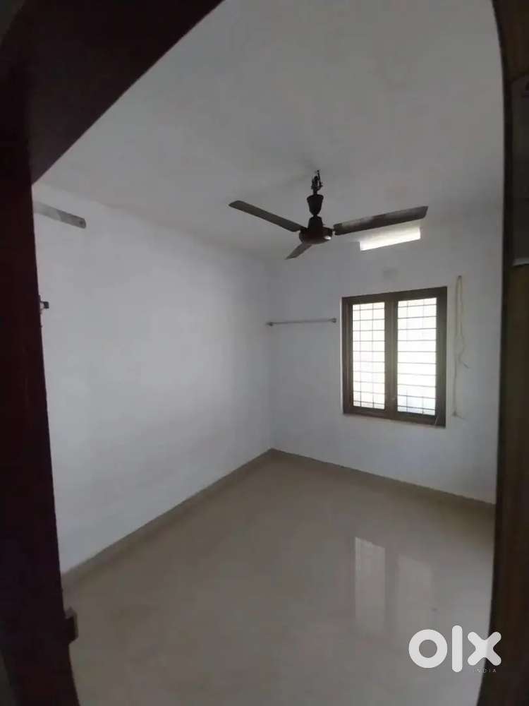 1 BHK OUTHOUSE FOR RENT