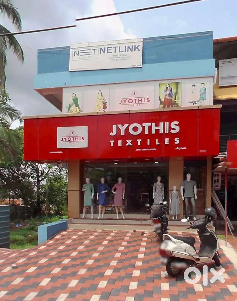 1st floor Office and shop space for rent