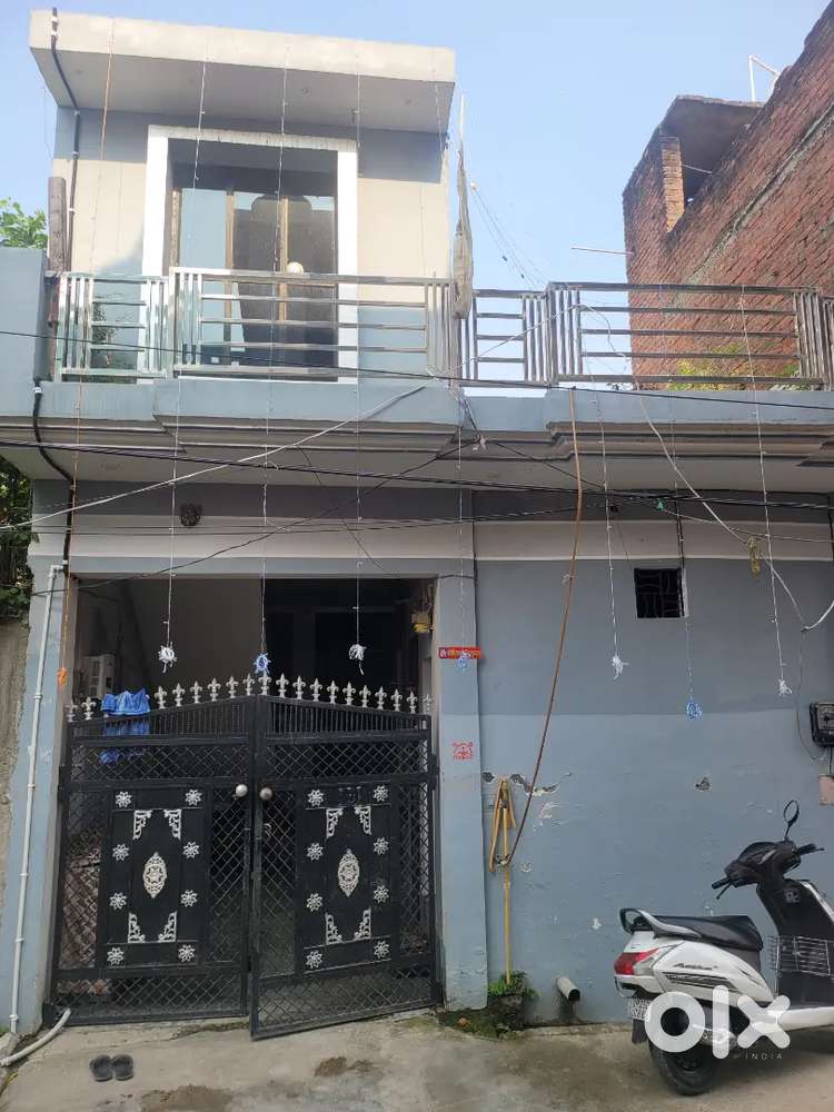 125 गज 4 room 1 open किचिन 3 bathroom