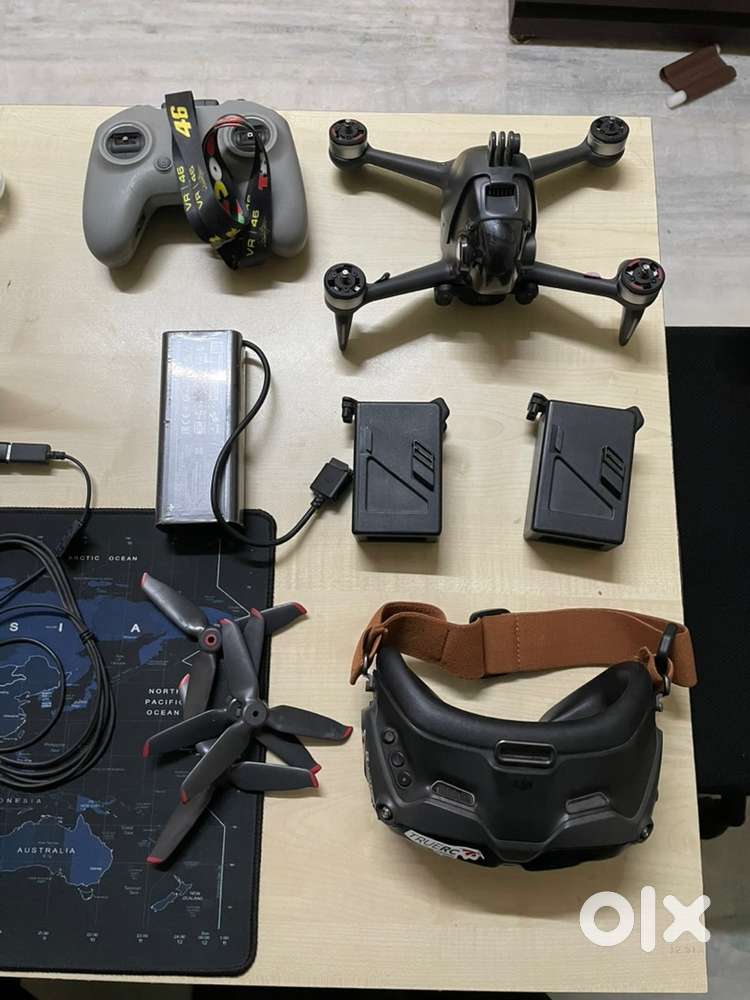 DJI FPV with 2 battery