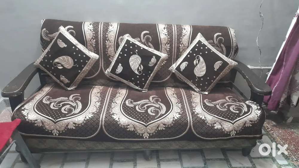 For sale dorian sofa 5 seater