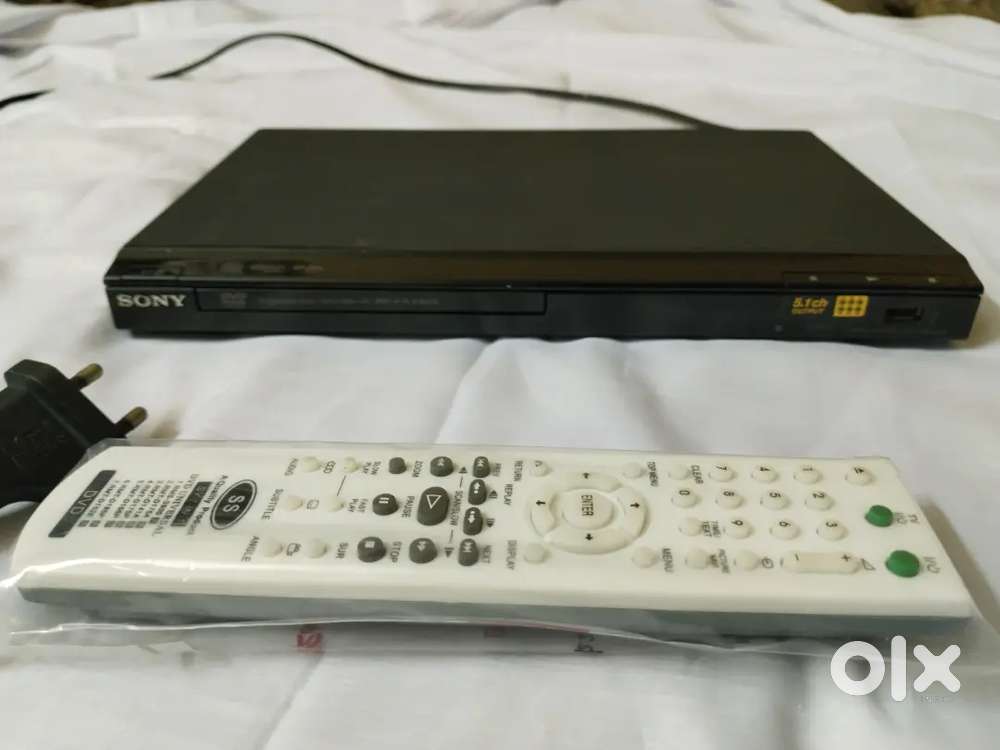 Sony dvd player with USB 5.1 out features