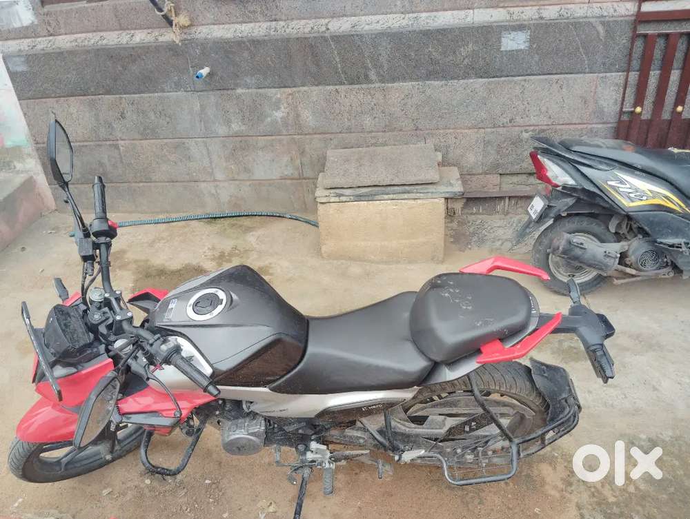 Hero Xteam 125R